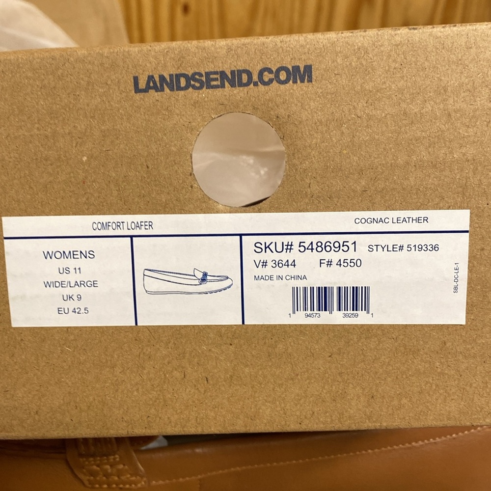 Lands End size 11 women’s loader NWT - Picture 8 of 8
